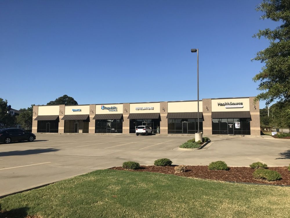 Yorkshire Square: 123-133 Ana Drive, Florence, AL 35630
